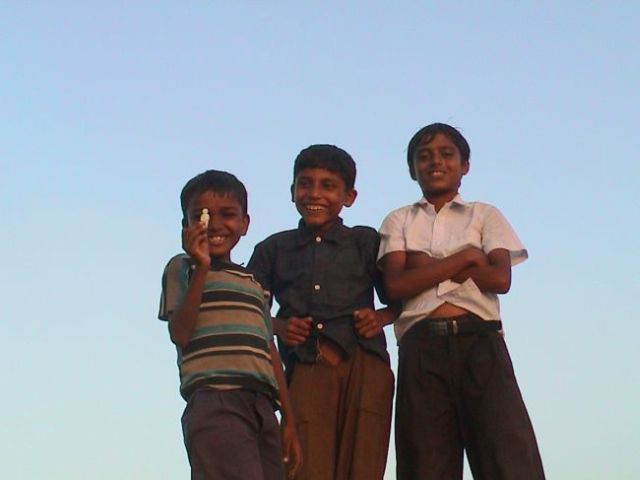 Jungs in Diu (Indien)